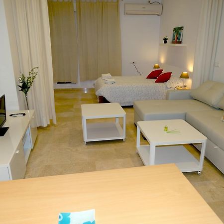 Minimalist Loft Center By Gms Apartamentos Córdoba Eksteriør billede